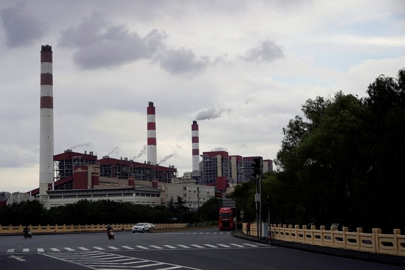 中国、冬に再び電力需給逼迫も　足元は和らぐ＝国家電網
