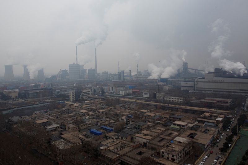 中国、大気・水など新たな環境目標　達成に「長い道のり」