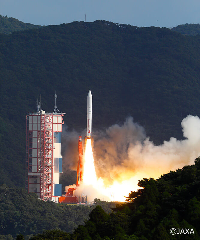 JAXA、イプシロンロケット5号機の打ち上げに成功！全ての衛星の分離に成功