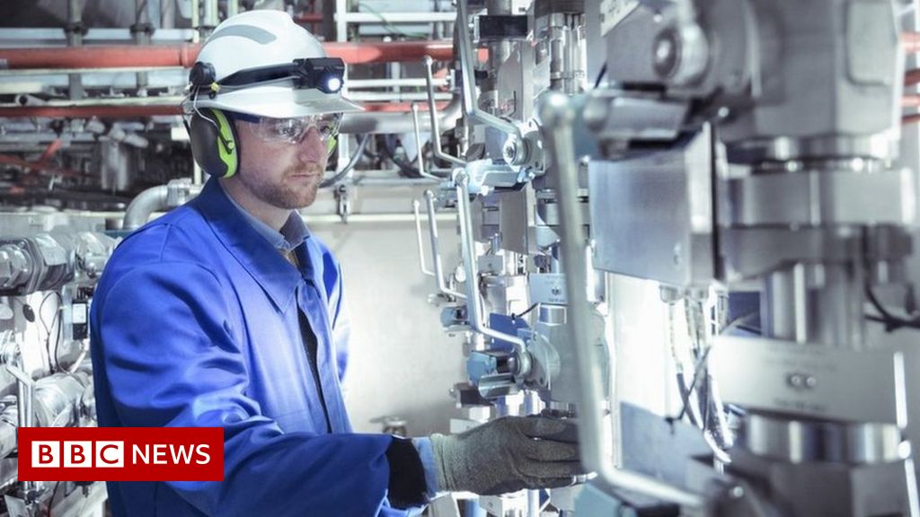 Rolls-Royce gets funding to develop mini nuclear reactors
