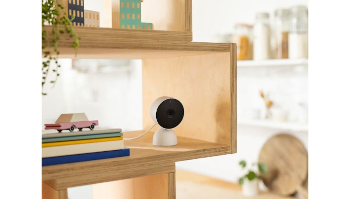 Google、屋内用スマートカメラ「Google Nest Cam」販売開始