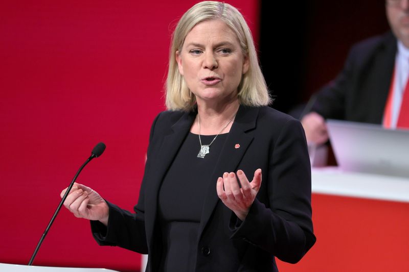スウェーデン議会、アンデション財務相に組閣要請　初の女性首相誕生か