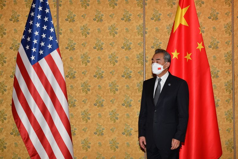 中国外相、台湾問題で米をけん制　首脳会談控え