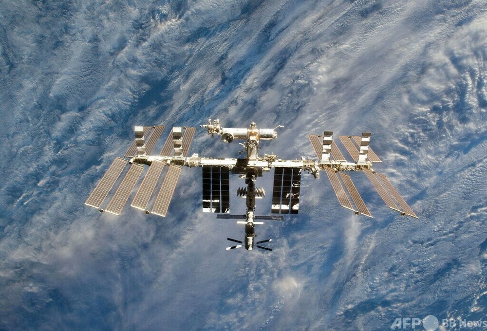 ISS宇宙飛行士、一時避難準備 「宇宙ごみ発生事象」で