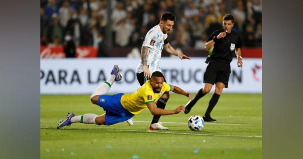 サッカー＝アルゼンチン・ブラジル戦はドロー、ともに無敗キープ