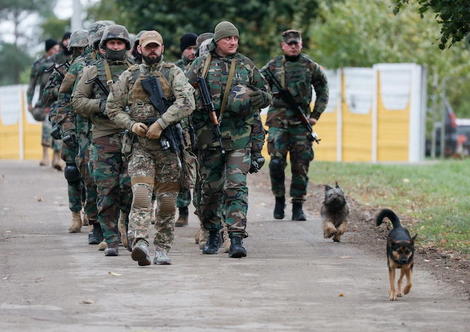 ロシアが国境で部隊増強、ウクライナを攻める準備か