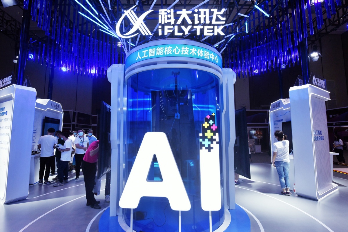 中国で広がる「音声チャットボット」、AI同士が通話する世界がすでに実現していた