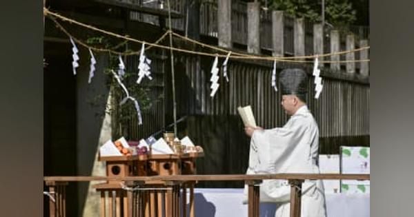 「奈良のシカ」安らかに　愛護会主催の慰霊祭「鹿まつり」