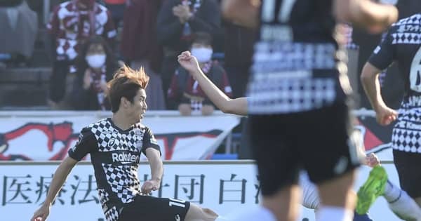 神戸　大迫勇也J1リーグ戦2試合連発＆PK獲得でイニエスタ追加点　厳しい横浜FC