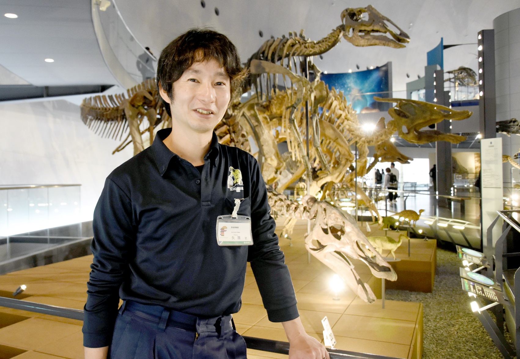 恐竜が大好きな大阪の男性、40歳で一念発起　妻と一緒に移住、福井県立恐竜博物館の嘱託職員に