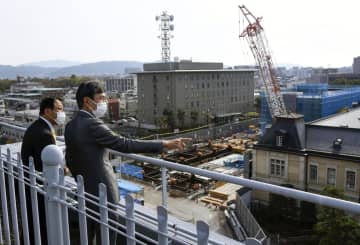 文化庁長官が移転現場視察、京都　新庁舎の建設「工事は順調」