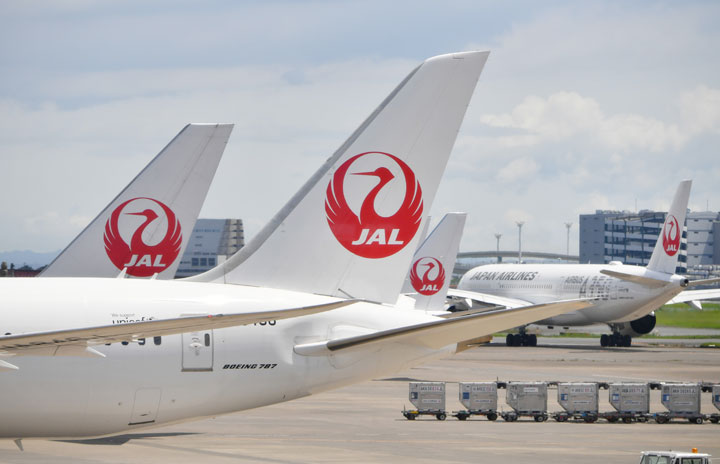 JAL、CAが表参道で新潟県産品PR　11/25から新潟市DAY