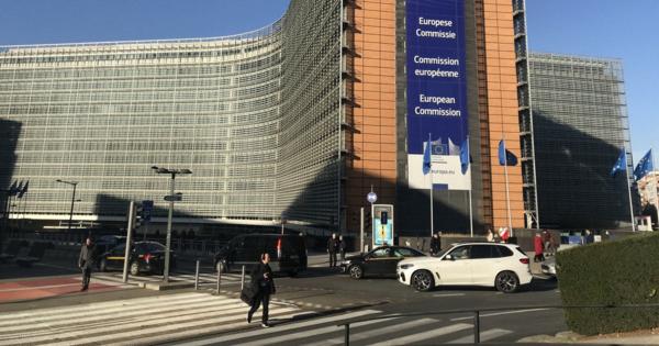 EUがネットの政治広告規制法案　個人データ利用を一部禁止