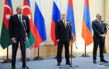 3首脳、国境画定に向け合意　ロシア、ナゴルノ問題で仲介