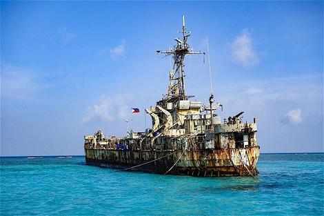 中国､南シナ海で横暴続々と　フィリピンのEEZ内座礁船の撤去を要求