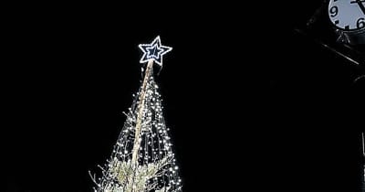 クリスマスツリー点灯　加賀白山RC、加賀温泉駅前で