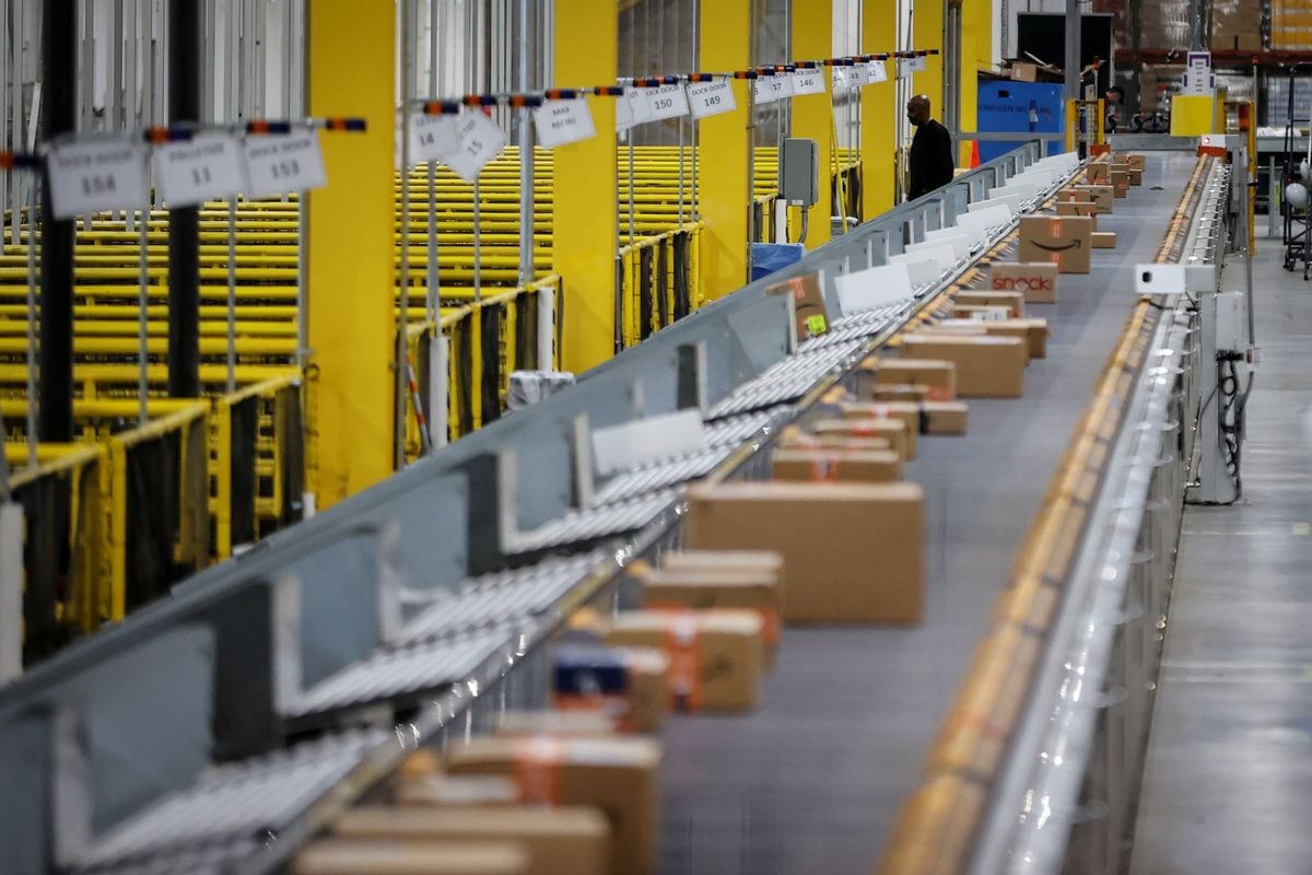 アマゾンの物流事業、競合UPS・FedEx抜き米最大へ　背景に「巣ごもり需要」と「サプライチェーン停滞」