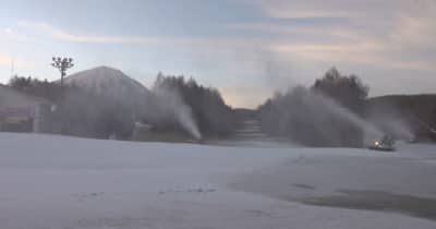 今シーズン一番の寒さ　富士山のふもとのスキー場でゲレンデづくりが本格化　山梨