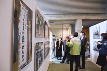 福島原発事故の「長崎特別展」　被ばく医療関係者ら交流続く