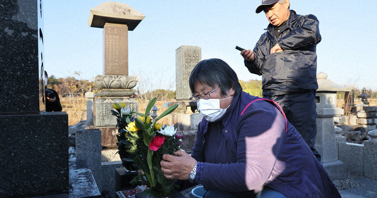 福島・大熊町で準備宿泊　父の命日、墓前に「家に泊まれっど」