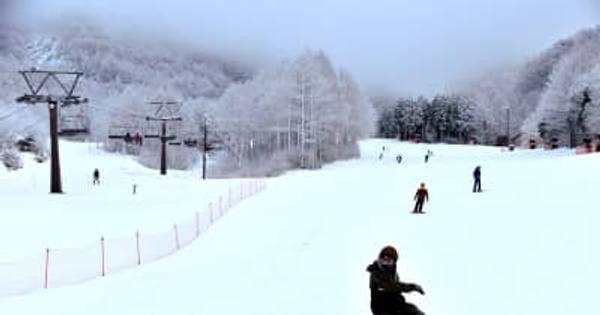 今季の営業を開始　福島県猪苗代町の箕輪スキー場