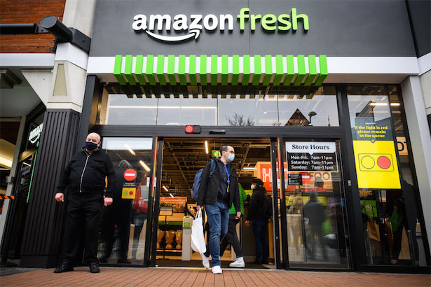 アマゾンが英国のスーパーマーケット事業を急拡大