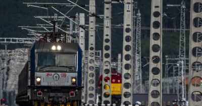 中国ラオス鉄道初の国際貨物列車、ラオスに向け出発