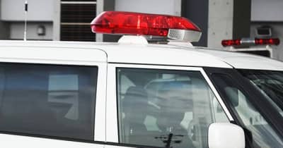 61歳女性の車、コインランドリーに突っ込む　駐車しようとして「運転操作を誤った」　瑞浪市