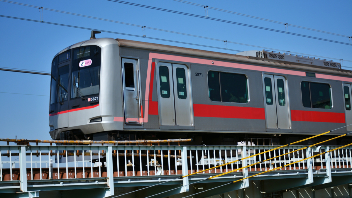 東急電鉄、年末年始は土・休日ダイヤで運行　大晦日の東横線・田園都市線は終電後に渋谷始発の臨時列車を1本運転