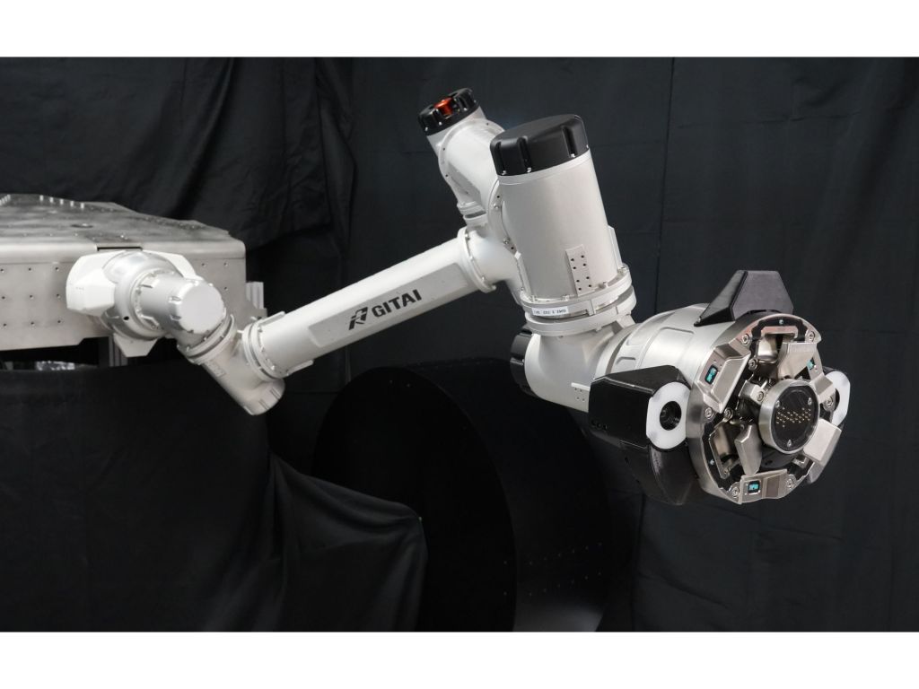 宇宙ロボットのGITAI、トヨタの月面モビリティ「有人与圧ローバ」向けロボットアームの開発に着手