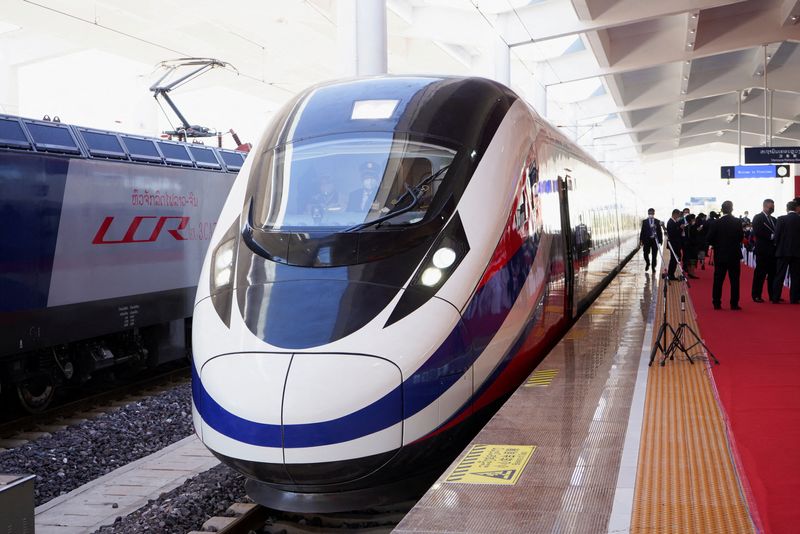 中国、来年の春節にラオス鉄道100万人利用見込む　3日開通
