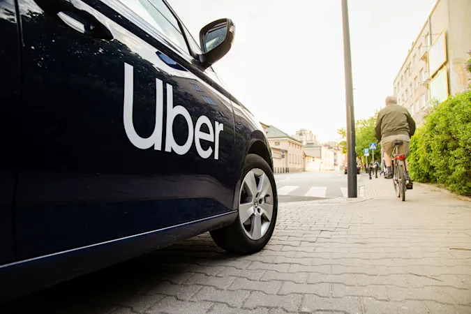 米Uber、2022年初頭にも自動運転でのUber Eats配送を試験へ。ただしオペレーター搭乗