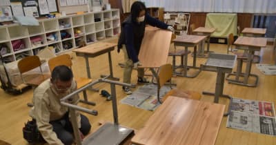 茨城・常陸太田市　学校机天板に市産材　森林環境譲与税を活用