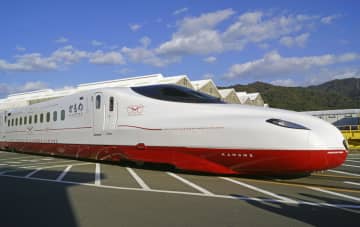 新幹線「かもめ」車両を初公開　JR九州、長崎ルート走行