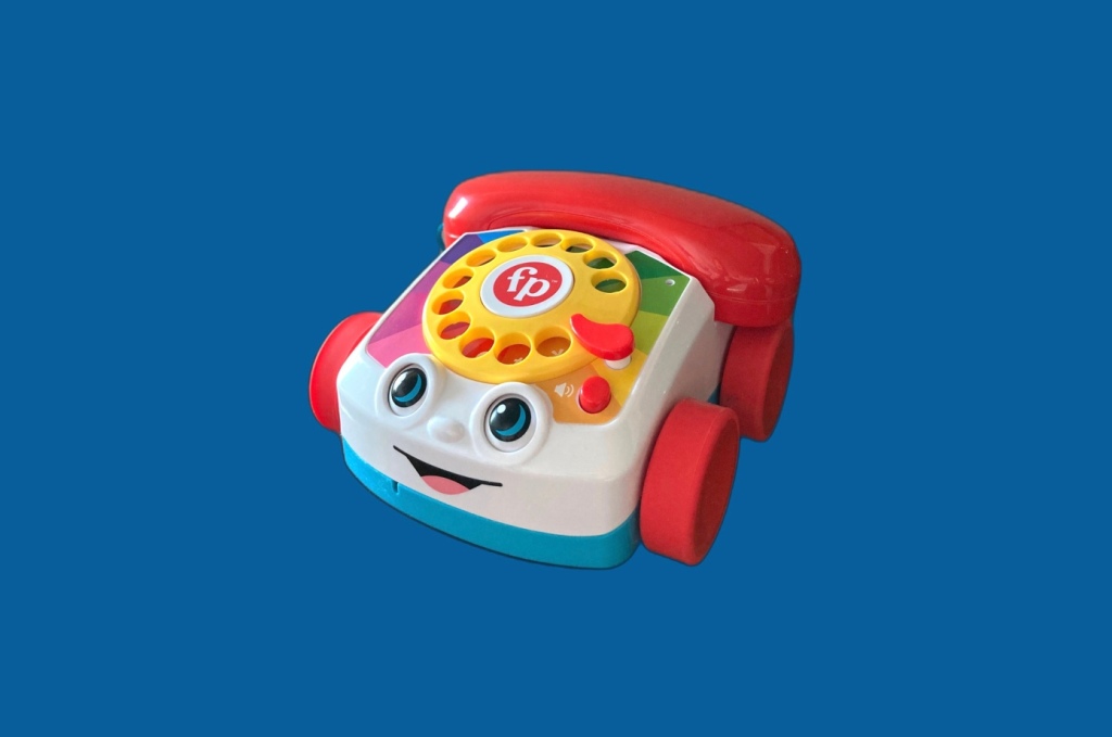 レトロなおもちゃ電話「チャターフォン」がBluetooth対応で大人気、ただし盗聴器になるバグあり