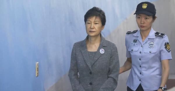 韓国、朴前大統領に恩赦 収賄罪などで服役中