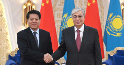 カザフ大統領、中国政府ユーラシア事務担当特別代表と会見