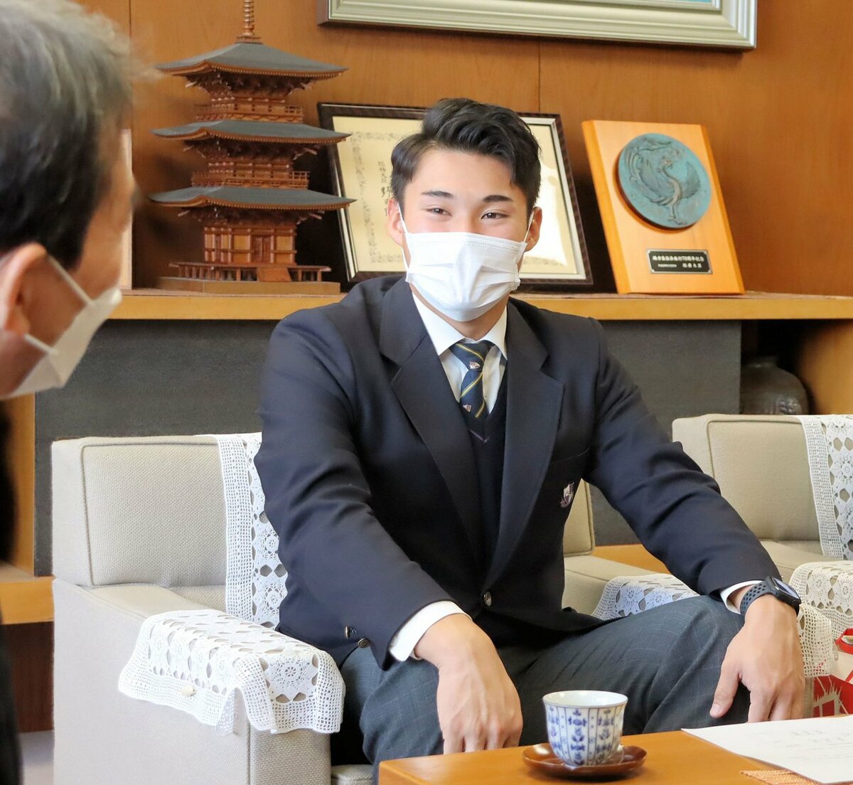 「二刀流、メジャー挑戦したい」広島ドラフト４位田村選手、地元の舞鶴訪問