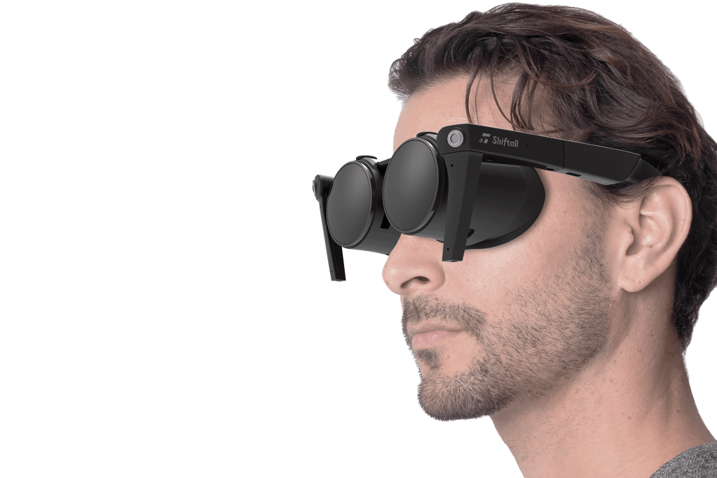 ヘビーなメタバースを楽しむ人向け、軽量メガネ型VRヘッドセットや冷温デバイスなどをShiftallが発表