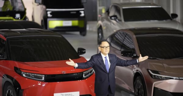 トヨタ、米新車販売で初の首位 21年、GM抜く