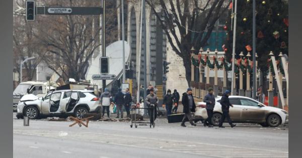カザフ大統領、デモ隊は「テロリスト」　さらなる騒乱に射殺命令