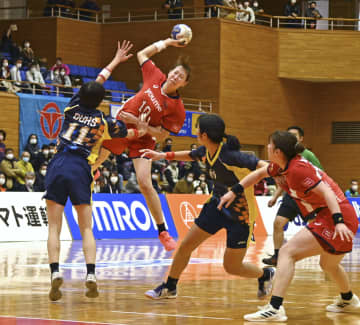 北国銀行とイズミが決勝へ　ハンドボール、日本選手権女子