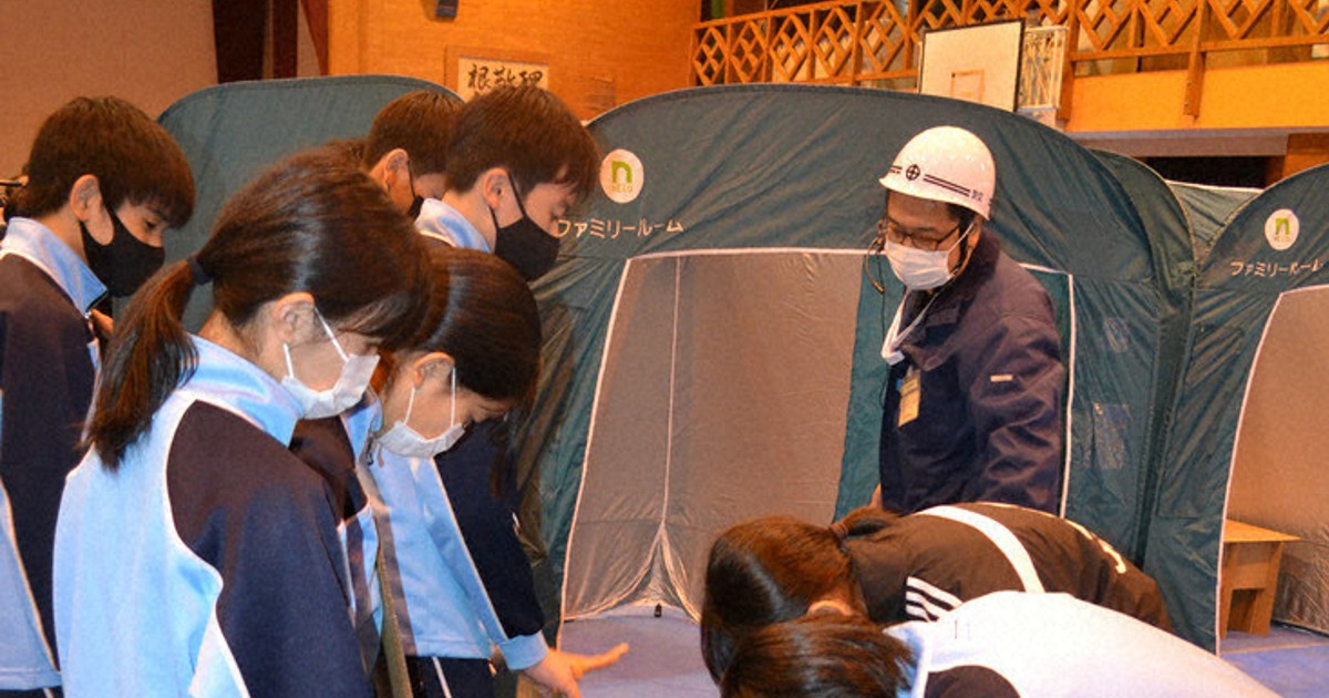 桜島で大噴火が起きたら　中学生らが防災訓練、避難所運営学ぶ