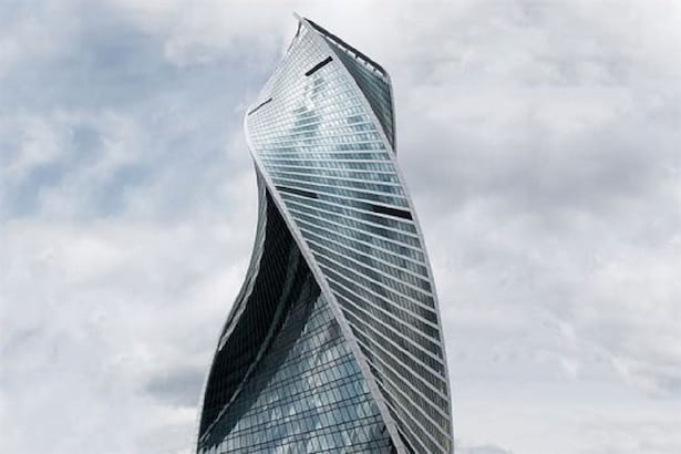 最上階51階までねじれまくる。モスクワ「螺旋タワー」の驚異