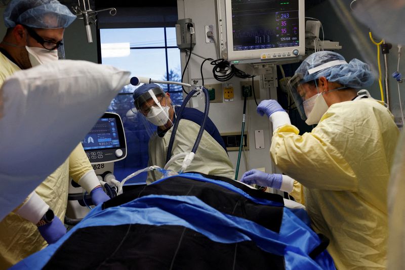 米でコロナ入院が過去最多、過去3週間で倍増　オミクロン流行で