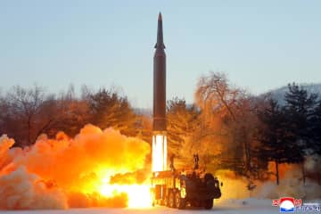 北朝鮮弾道ミサイル、技術向上か　音速10倍、韓国軍「進展」