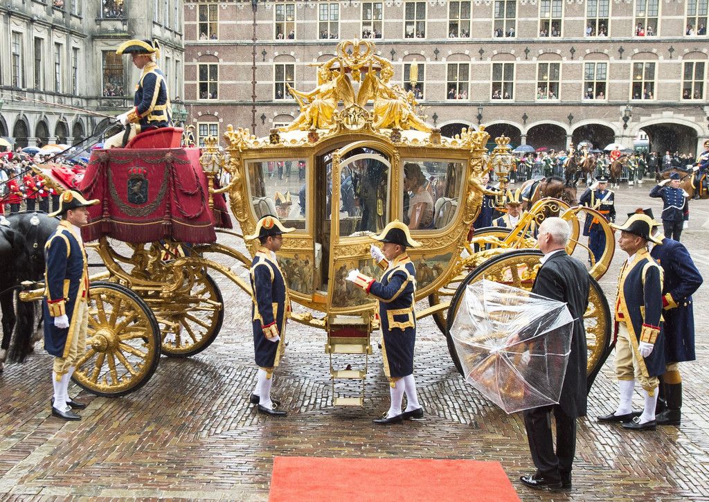 国王、「金の馬車」使用停止　人種差別批判受け―オランダ：時事ドットコム