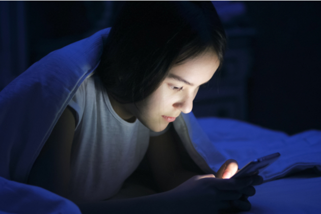 ツイッター、インスタ、TikTok…睡眠に最も悪影響のアプリは？ 米誌が調査