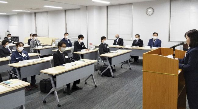会社を支える人材を育成　札幌で「同友会大学」入学式