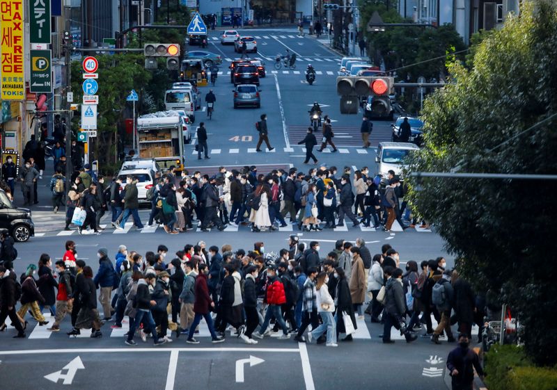東京都で新たに7377人の新型コロナ感染確認、大阪も過去最多